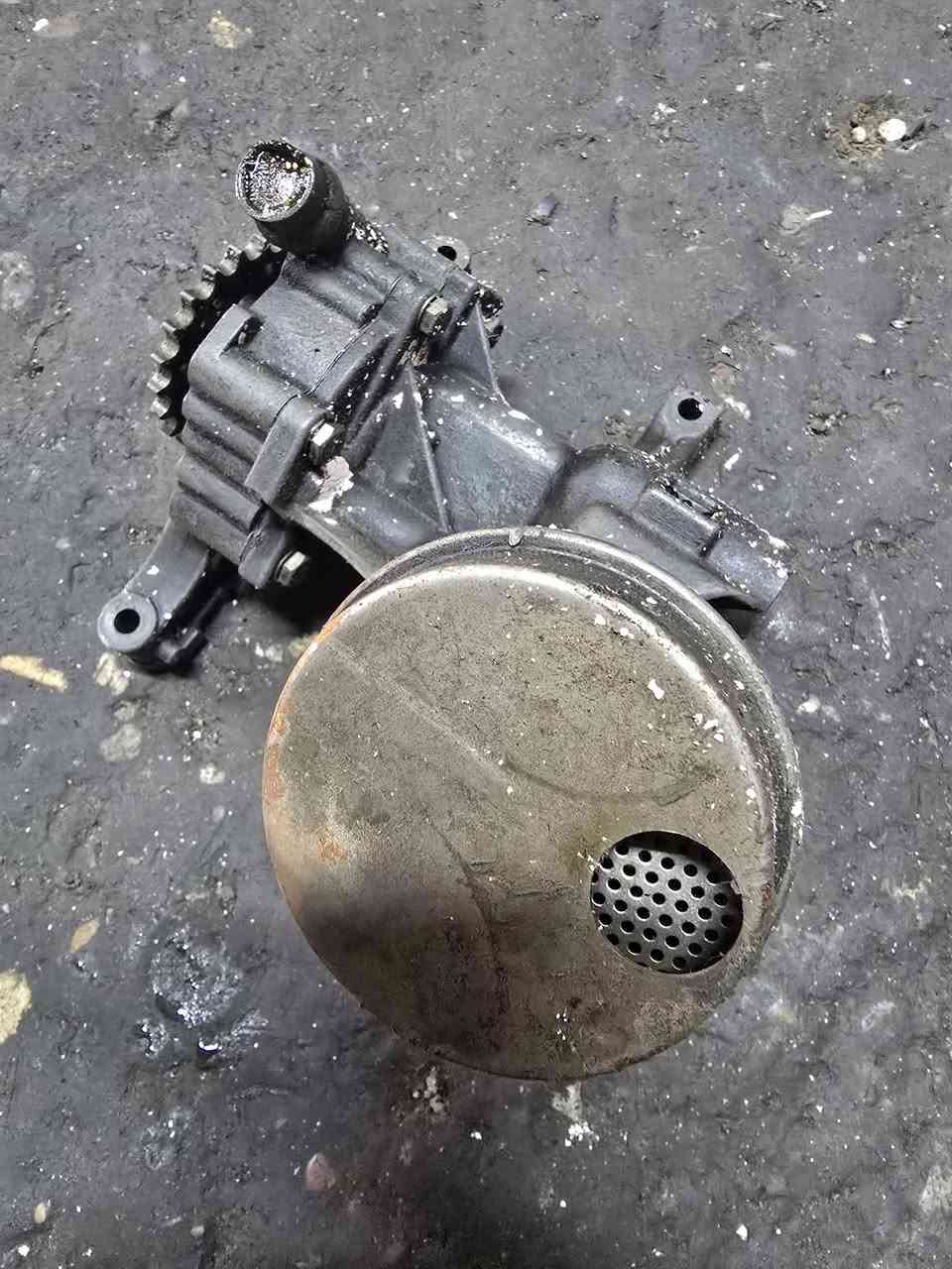 سلام عليكم
اويل بم 
 30 /35 فل 
مل كصه شرط النضافه ١٠٠/١٠٠ 
سعره ٩٥ الف بيه مجال بسيط 
موصل صناعه الكرامه قرب مكتب شمس 
بوكس فيوزات تبريد زيرو حرفياً ٢٥ 
*********** اتصال واتس 
*********** واتس فقط 
*********** اتصال فقط
