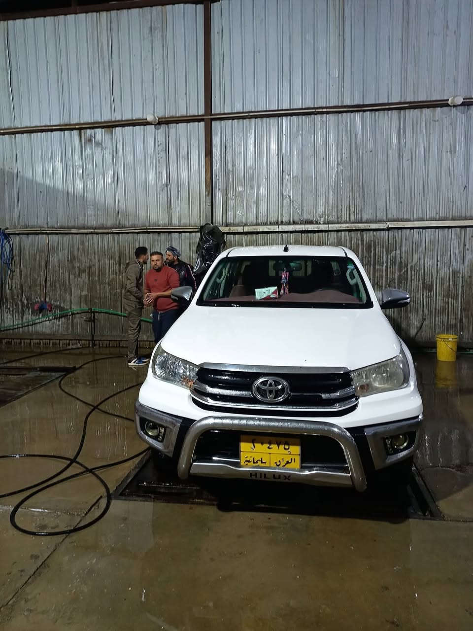 سلام عليكم بيكم للبيع موديل 2016 كير عادي 
بيهه صبغ موظح بل صوره السعر 225 وبيهه مجال عنوان الصويره رقم الهاتف ***********
