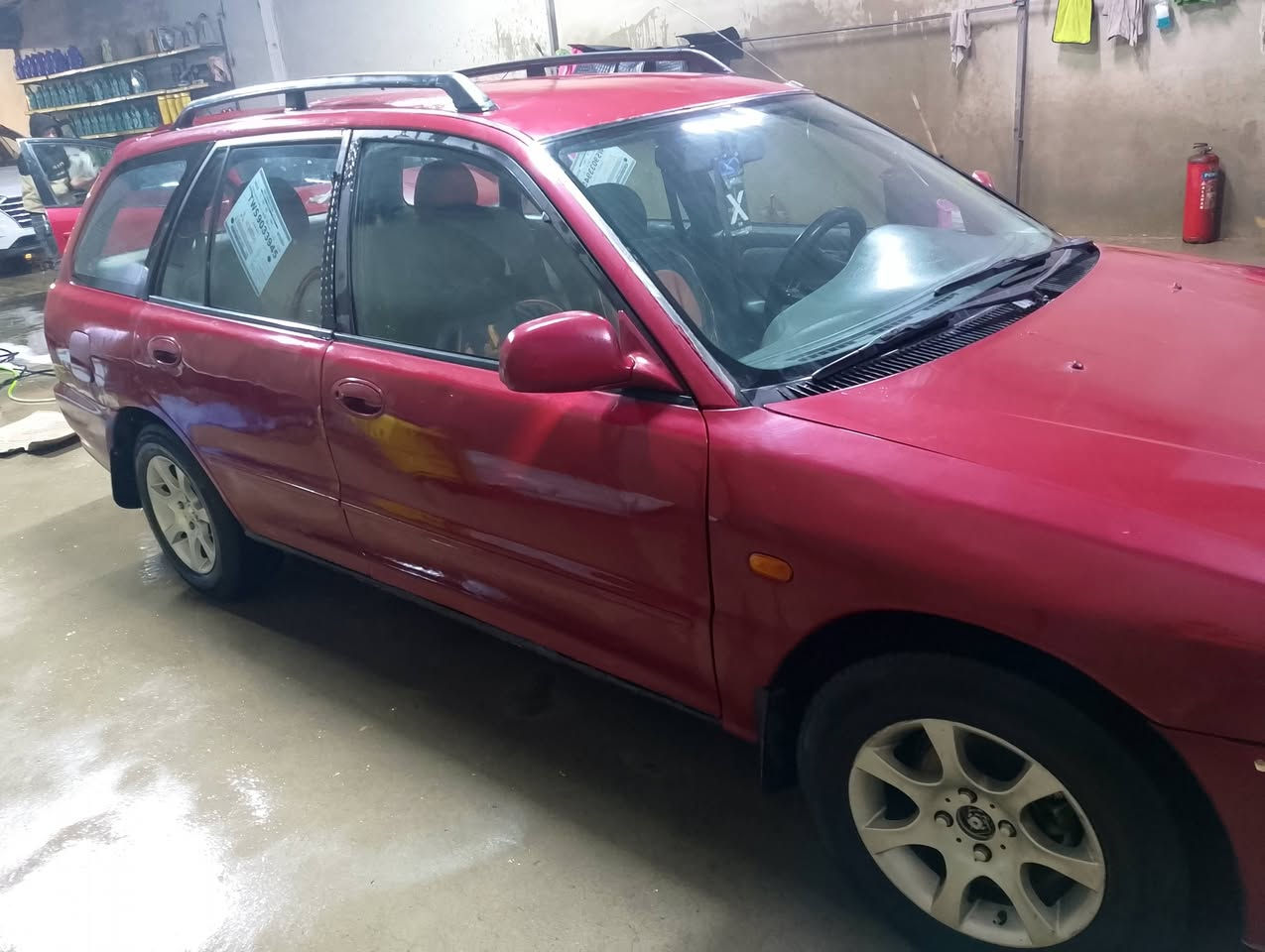 السلام عليكم سيارة مستبوشي لانسر. موديل 1992،السعر 32 ورقه بيها مجال ،لتواصل واتساب ***********
