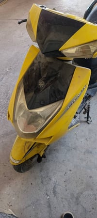 دراجة سكنس للبيع تحتاج ترتيب....07702741639 واتساب