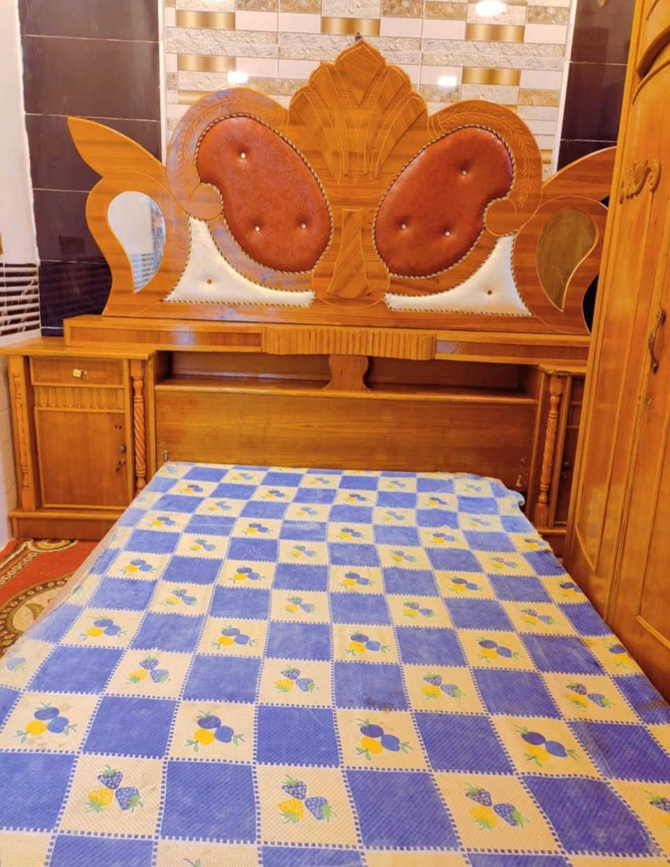 غرفه للبيع ام السته طابقين ملحق تزكام داخل وخارج صاج كنتوريه مسرح زاويه كنتوريه طابقين ملحق ضهر جمبر صاج ضخمه كلش جديده وحلوه العنوان ديوانية حي العسكري للاتصال على هذا الرقم ***********
