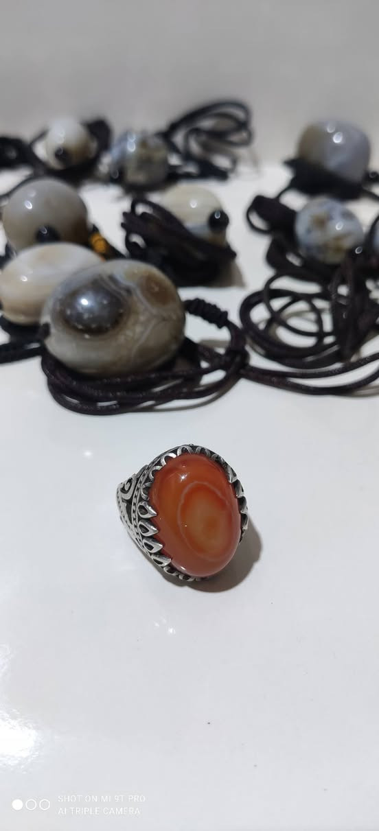 السلام عليكم للبيع خاتم سليماني فضه 925
السعر 45


**إذا كنت صاحب هذا الإعلان وتريد حذفه لأي سبب، رجاءا أرسل رسالة إلى الدعم الفني**