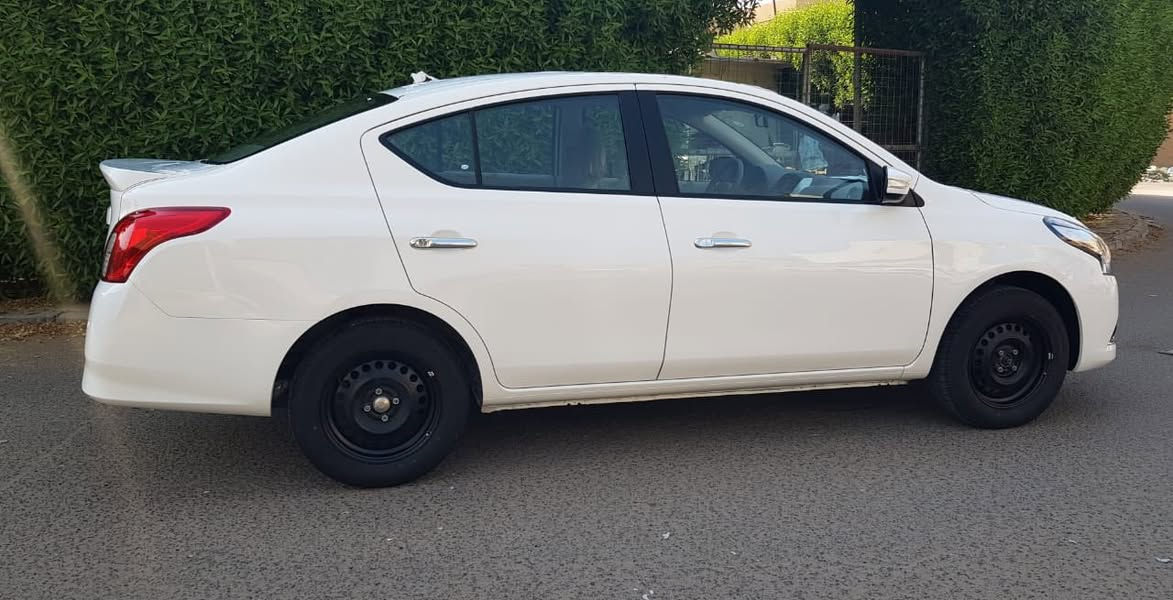 السلام عليكم شباب نيسان سني موديل 2025 ماشيه 57 بيه جاملغ مسحوب بارد مكان السيارة حله شارع 60 تفاصيل اكثر التواصل على هذا الرقم ***********
