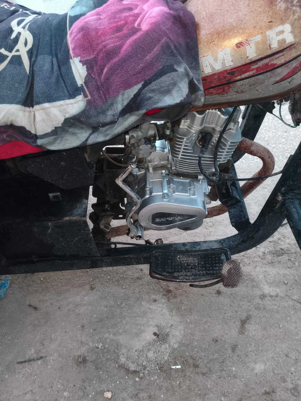 ستوته للبيع مكان نجف  الحريه موديل 2009 رايتها 1,300 وبيها مجال حق الجهه نداور ثاني يوم***********
