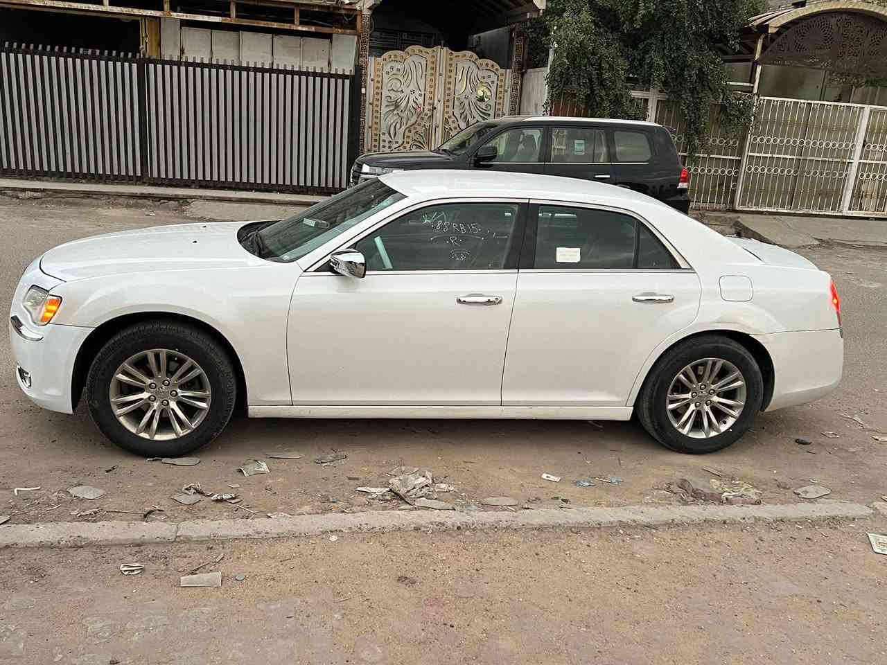 سلام عليكم   السعر 165وببهه مجال 
أوباما البيع فقط كنديه 2013   سونار بلمنشور وكلشي واضح
كير ومكينه كفاله 3600
تخم تاير جديد قبل سبوع شاده 
ويل مكسيكي 18
كير طياره 8نمر 
العنوان كوت /شيخ سعد

***********
