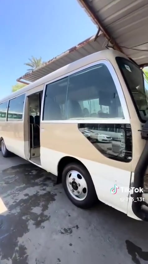 سلام عليكم كوستر موديل ٢٠٠٢ للبيع تم تنزيل سعر ١٩٥ وبيها مجال قليل سياره كامله اخر حبايه وصور تحكم ميكانيك مكفول مكينه قبل سبوع شديتها منضومه تبريد جديد شاد كامله منضومه غاز.  تخم جوبلس برجستون مكاني سبع ابكار بغداد *********** سياره بيها هورنات بوش ولهورن براد تاروسه لكزز
