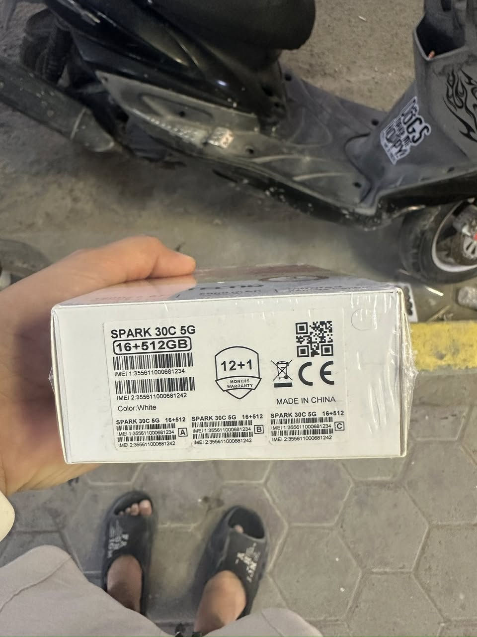 السلام عليكم
تكنو 30 c
باب ثاني نوعيه جيده جدا
جديد غير مستخدم فقط مفتوح 
 ذاكره 512 
داخليه 16
 مكتوب ع كارتون ضمان 4 سنوات  ييجي ويا كفر ولزكه  وسماعات وشاحنه 

اخوان لجهاز جديد وغير مستخدم 
سعر 120 وبي مجال قليل 
بغداد الاسكان


**إذا كنت صاحب هذا الإعلان وتريد حذفه لأي سبب، رجاءا أرسل رسالة إلى الدعم الفني**