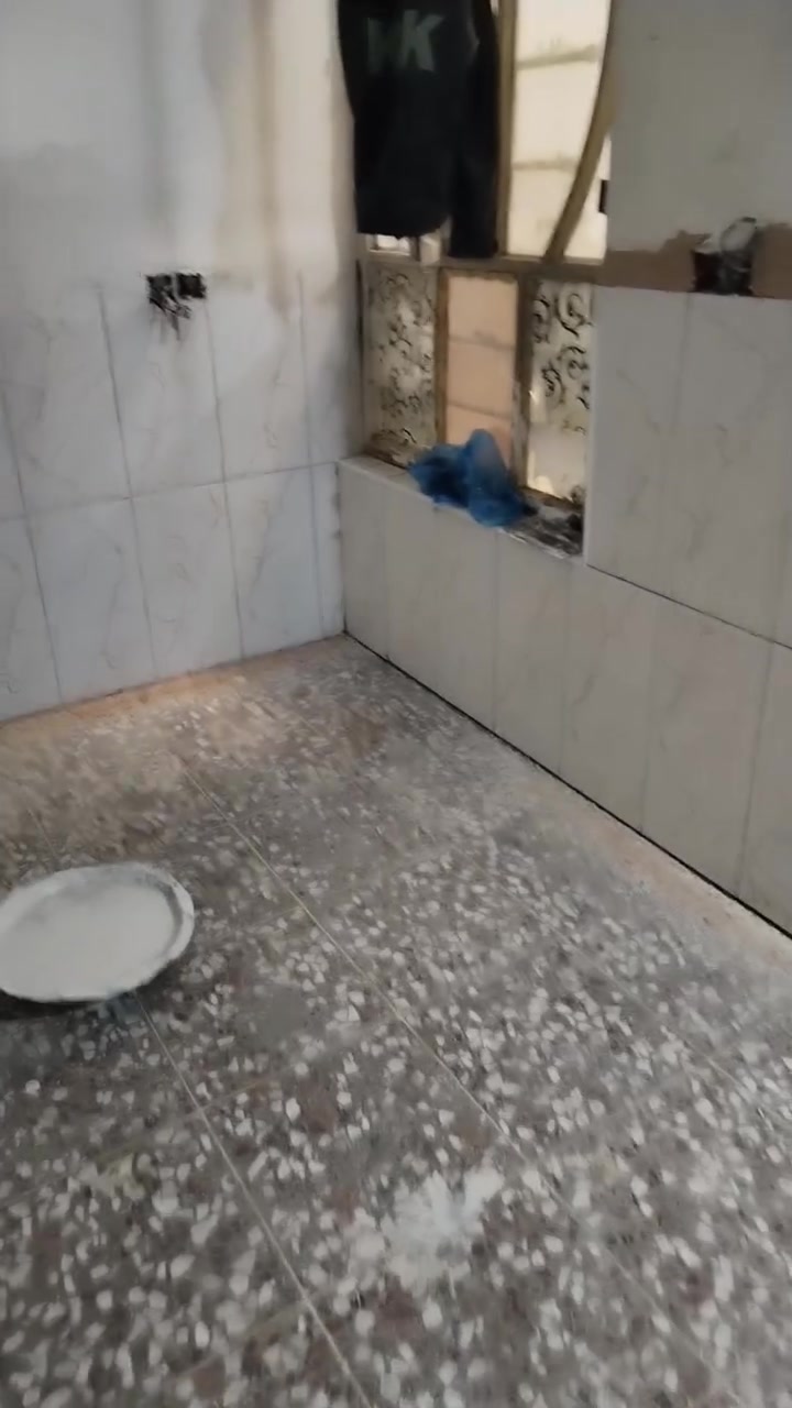 خلفه ترميم البيوت القديمه والجديده ***********
