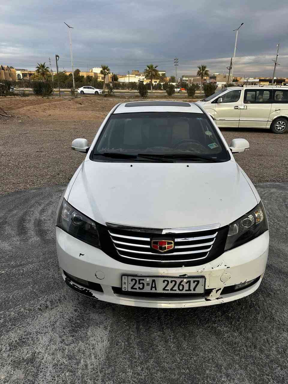 أيمكراند للبيع
م 2013
محرك كير كورلا يعني انسه البنيد
سياره جديده وفول
بيها قطعتين صبغ وانته تفحص
محرك كير شرط 
سلايت
تبريد تدفئة شرط
رقم دولي تحويل ثاني يوم
مكاني تكريت 
سعر 65 وبيها مجال.. ‏‪***********‬‏
