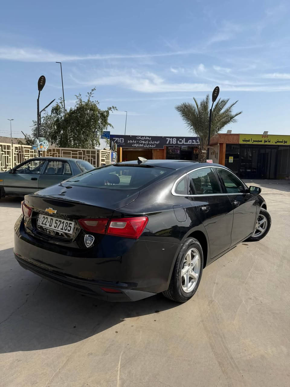 ماليبو للبيع  والمراوس بسيارة عاليه  
2018 رقم اربيل دولي باسمي 
بيها 3 قطع صبغ بنيد وجاملغ وباب خلفي   خلف السائق 
محرك وكير وتبريد السيارة مال بيت صارلها اكثر من سنتين 
السعر 95$$ وبيها مجال للطيبين 
*********** بغداد, العراق
