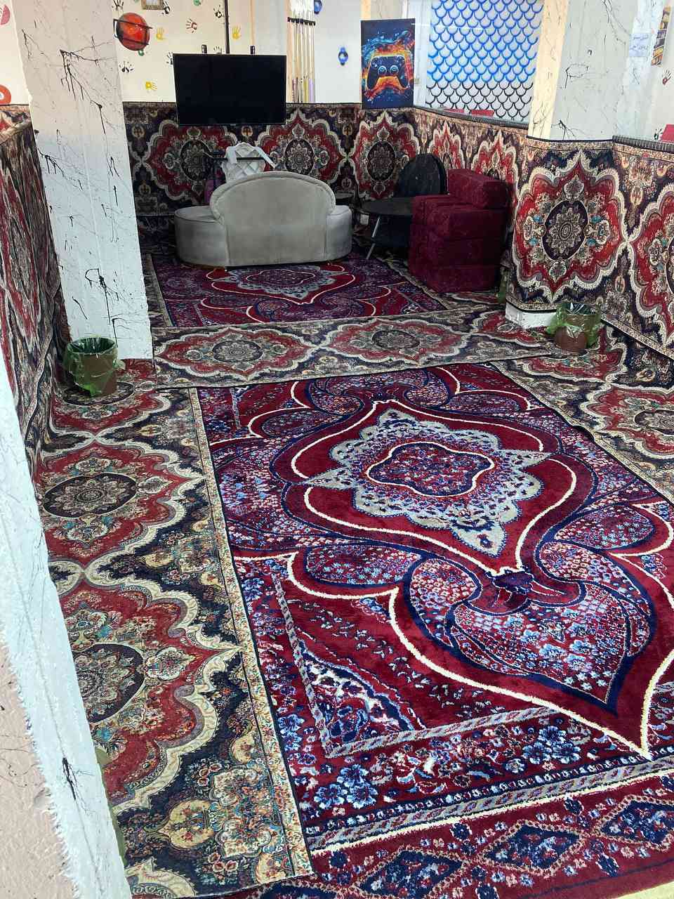 السلام عليكم كوفي لبيع كامله مكمله عليك بس تكعد تحاسب وسبب بيعته لعدم التفرغ 
***********
***********
