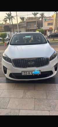 سورنتو خليجي موديل 2018 شكل ال20 ماشيه 100 الف كليو متر مكاني بغداد  ا...