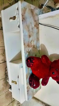 ميز للبيع جدا جديد زلغ مابيه 07708783913 سعره ٧٥الف