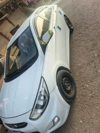 اكسنت • ٢٠١٥ • ١٤٠٠
