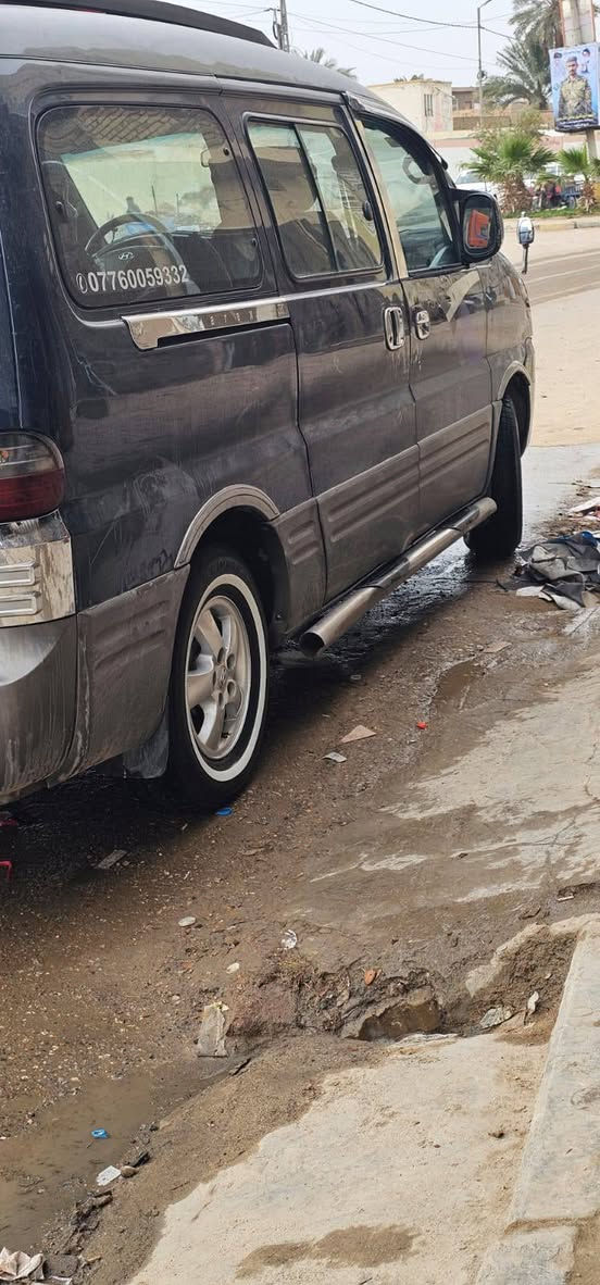 سلام عليكم 
ستاركس 2007 
كفاله عامه من ضربه وصبغ وتبديل 
سياره كارتون 
مسكر اتو اصل سياحي
كير مكينه بل كارتون ستوني شادهن 
حداديه وره وكدام كارتون كاردن اكسل كله بل كارتون 
تخم تاير ستوني شاده 
فول مواصفات تبريد لمس  ساعه خضره سياره مدوشمه كشنات وارضيه وبيه سفريات 
سياره ماتخسر عليه الف الله شاهد 
تبريد ثلج تدفئه كلشي بيه شغال ماكو شي ما يشتغل 
مكاني ديوانيه قضاء عفك 
***********
***********
