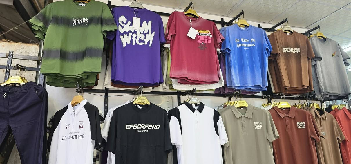 جديد ازياء نمر وان للالبسه الرجاليه العنوان بابل المسيب السوق الكبير مقابيل شارع كاظم عويص سعر القطعه.        10.  اول محل عل اليمين مقابيل شارع كاظم عويص


**إذا كنت صاحب هذا الإعلان وتريد حذفه لأي سبب، رجاءا أرسل رسالة إلى الدعم الفني**