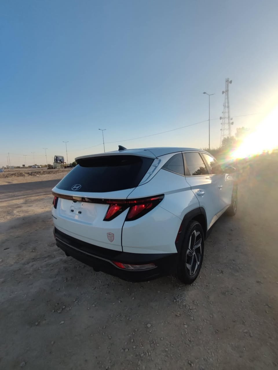 السلام عليكم هونداي توسان موديل 2022 بدون رقم حره تترقم جميع المحافظات وارد امريكي الضرر تبديل جاملغ امامي+صبغ ربع البنيد مواصفات كشنات جلد كهربائي فول عده البنيراما السعر173$وبيه مجال تفاصيل اكثر اتصال ***********
