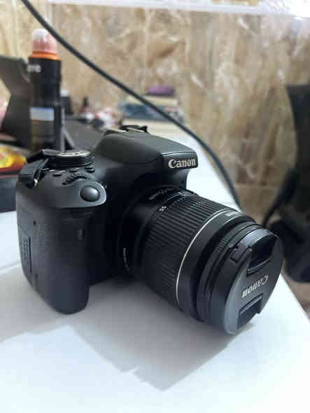كانون D750 
نضيفة جداً ،
- مع عدسه 18-55

- مستشعر APS-C CMOS بدقة 24.2 ميجابكسل
- معالج صور DIGIC 6، ونظام تركيز بؤري تلقائي بـ 19 نقطة من نوع Cross-Type. - على تصوير فيديو بدقة عالية (Full HD)
- شاشة LCD قابلة للحركة وتدعم اللمس، وإمكانية الاتصال عبر Wi-Fi و NFC، بالإضافة إلى حساسية ISO التي تصل إلى 25600. 

- شاحنه بلادي وشريط حمل كامره كامله جاهزه 

السعر 425 ألف 
بيها مجال بسيط ، توصيل بغداد فقط
***********
