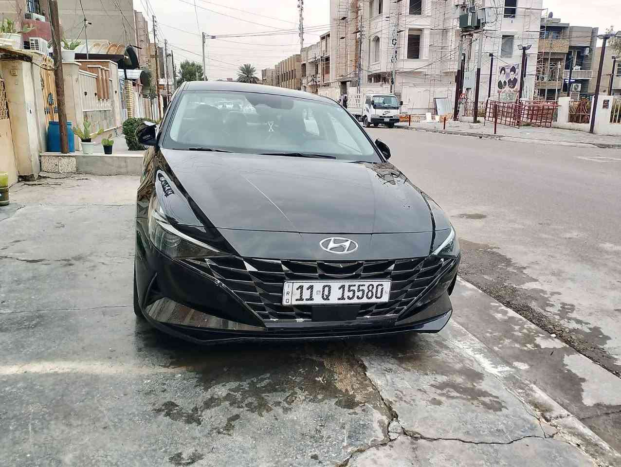 سلام عليكم ارخص النترا سعر :132
النترا اعله فئه مديل 2023 
لون : اسود 
السونر : داخل المنشور 
فول مواصفات عده الفتحه 
رقم بغداد انكليزي 
العداد :60 الف    
مواصفات كامله 1/1 فول عده الفتحه 
بصمه تشغيل + تشغيل عن بعد + بصمه ابواب 
شاشه دجتل كار بلي 
سستم صوت ماركه bose بلادي 
لدات امامي خلفي
اوتو هولد
مانع انزلاق 
اوتو ستارت 
مود درايف 
تحكمات استيرن 
حساسات اماميه خلفيه 
رادرات اماميه خلفيه
رادار نقطه عمياء
مستشعر وقوف تلقائي  
4انظمه قيادة
كامره 360
اشاير مري+شفط
تثبيت مسار+ وتثبيت سرعه 
دخول ذكي وترحيب
وجنطه ذكيه تفتح عند الاقتراب
تدفئه تبريد بل كراسي 
مري شفط+اشاير مري
مقاعد : جلد بلادي 
ويل كب مميز  
وبعد بيها مواصفات
العنوان: بغداد الشعب 
سعر : 132 ورقه
رقم الهاتف : ***********
