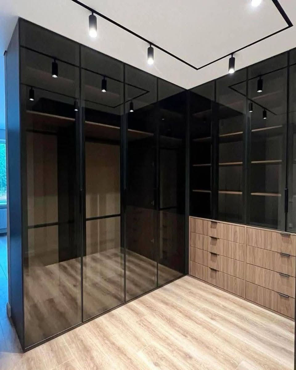 عرض خاص مده 10 ايام بس 😍
..صار سعر متر دريسك روم (225) الف 
✔️ مميزات العمل:
✅خشب mdf تركي 
✅ نظام كابينات عملي
✅ مواد درجة أولى
✅ تفصيل حسب القياس
✅ تنفيذ وتركيب داخل بغداد
✅نقل مجاني 
✅كادر مخصص للقياس موقعي
✅سكك مجرات ثقيل
✅نرمايد ثقيل درجه اولى 
✅عمق 55،60
✅مقابض من اختيار الزبون 
✅لون من اختيار الزبون 

📞 للتواصل: ***********هذارقمي بي بي واتساب اتصل عليه وبالخدمه

