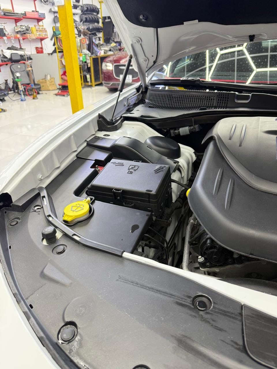 سلام عليكم 
جارجر للبيع  موديل 2022
امريكي سياره كفاله من ضربه وتبديل وصبغ
تقريره سرقت ويل كب فقط 
رقم بغداد تحويل ثاني يوم 
السعر 296 وبيهه مجال  التواصل ***********
