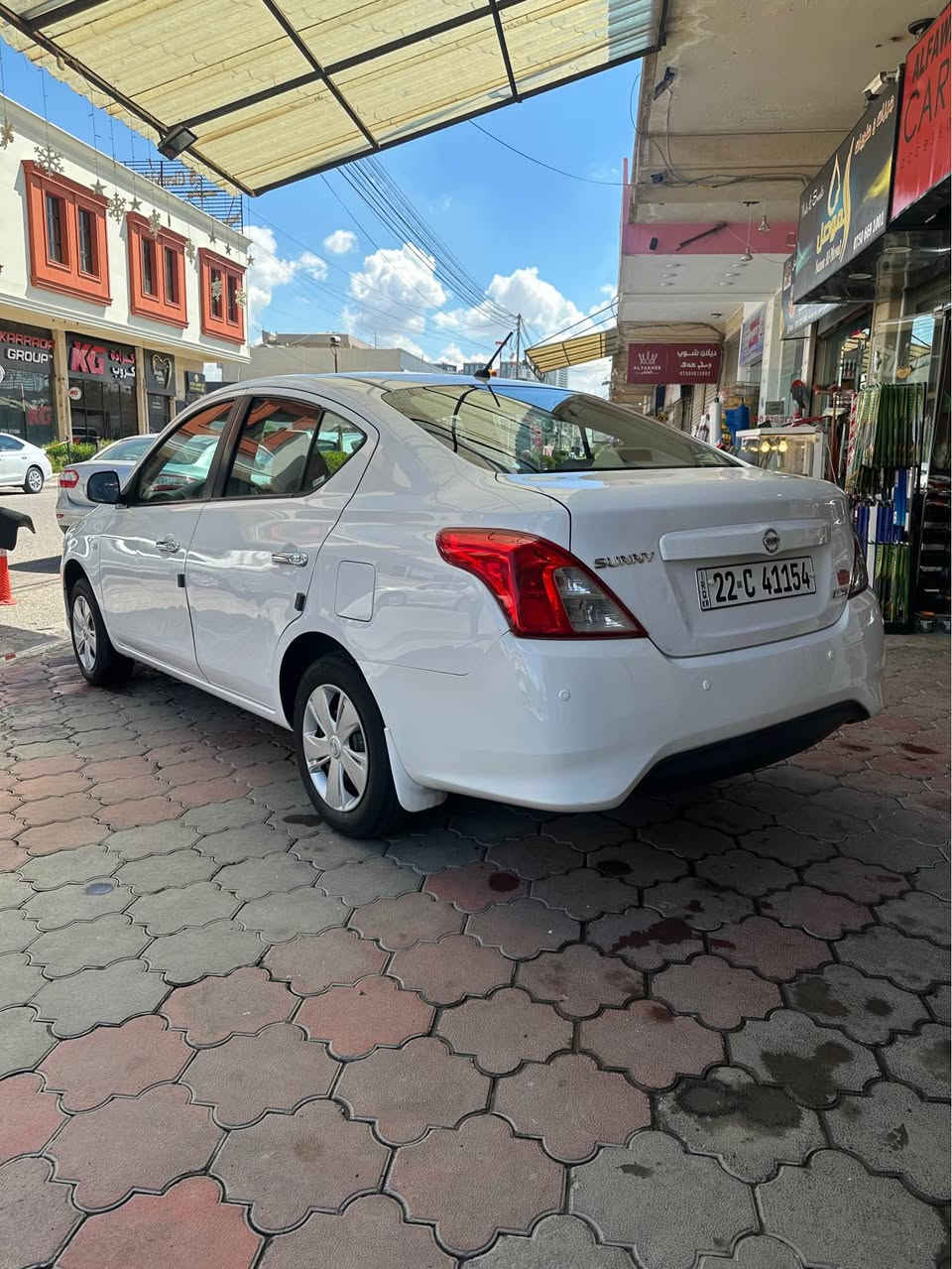 نيسان صني
هندي
2016
ماشيه 76 الف
بيها باب تبديل بلادي
وبيها 3 مكانت بارد
***********
*********** 
مكان السياره اربيل عينكاوه أربيل, العراق
