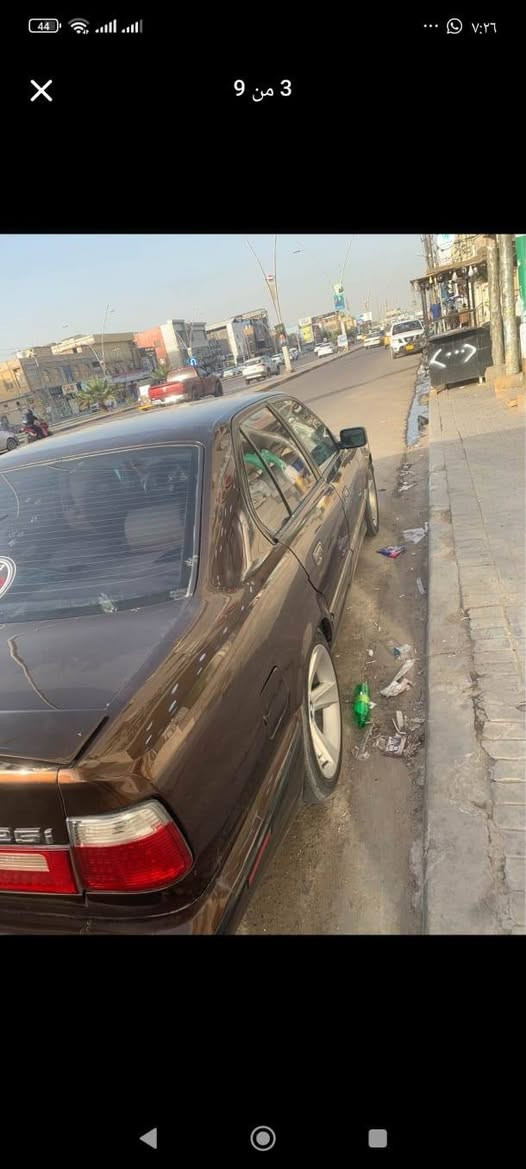 السلام عليكم
Bmw 525i 1993 كير عادي
السيارة اصل 535 اوتو 
اربع مري كهرباء ، ويل هامان ، السيارة منصاية و كاعدة كعدة تخبل 
المكينة ادامة كاملة 
السيارة نشطة و تشك الكاع
السيارة رقم ديالى باسم ولد من بغداد و جاهز للتحويل باسرع وقت
مصبوغة عام جمالية ، بيها بس بالداير الخلفي للجاملغات حادث خفيف 
السعر 59 ورقة و بيها مجال للشراي 
مكاني بصرة جنينة 
***********
