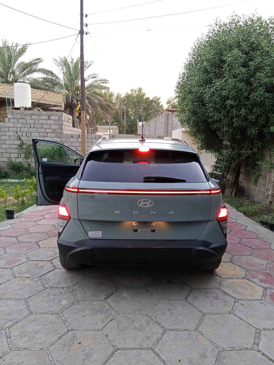 السلام عليكم
كونا 24 فول ماعدى الفتحه محرك 2000 دوش
.مواصفات SEI
تشغيل عن بعد .قياده ذاتيه.تحكم استيرن.
الحادث فقط خشم البنيد وبيه تكحيلات مثل ماموضح بالصوره 
مكان السياره بابل .محاويل. سعر 161 
***********
