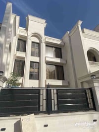 دار حديث للبيع في اليرموك محله 612 المساحه270م واجهه9م 4طوابق لكل طابق...