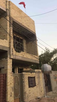 بيت في المعسكر البلديات قرب صورة الامام علي ع قريب جداً على الشارع مسا...