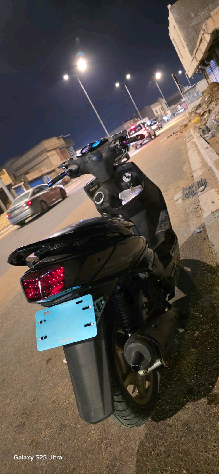 دراجة سكنس مزوده محرك رياضي وكلجات السعر 850وبيها مجال رقمي***********