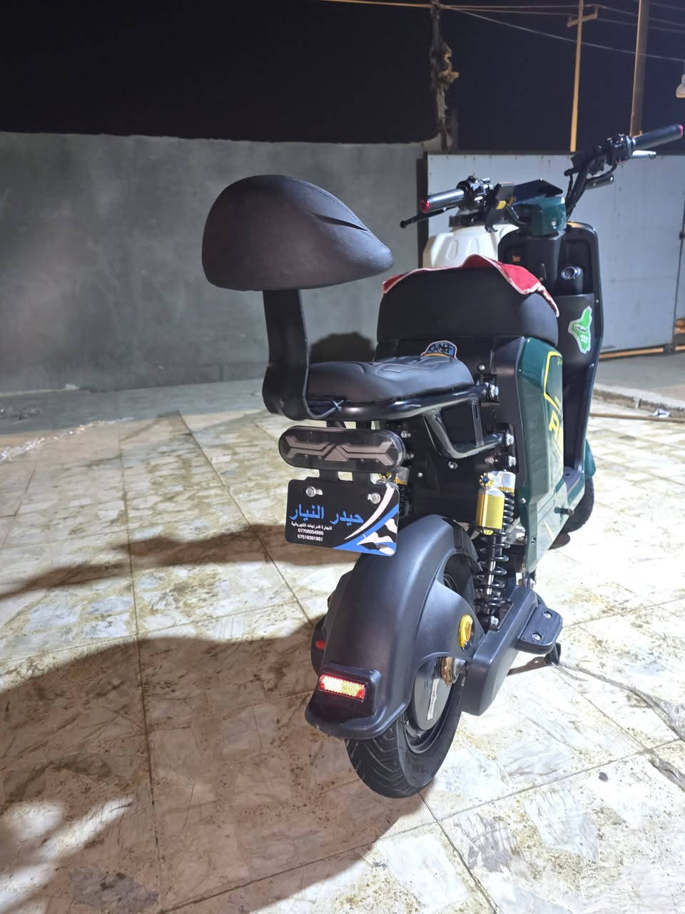 دراجه شحن للبيع 
خمسه باتري
بصمه سويج تشغيل عن بعد وكارت تشغيل 
شاشه لد 
الرقم ***********
السعر خااص
