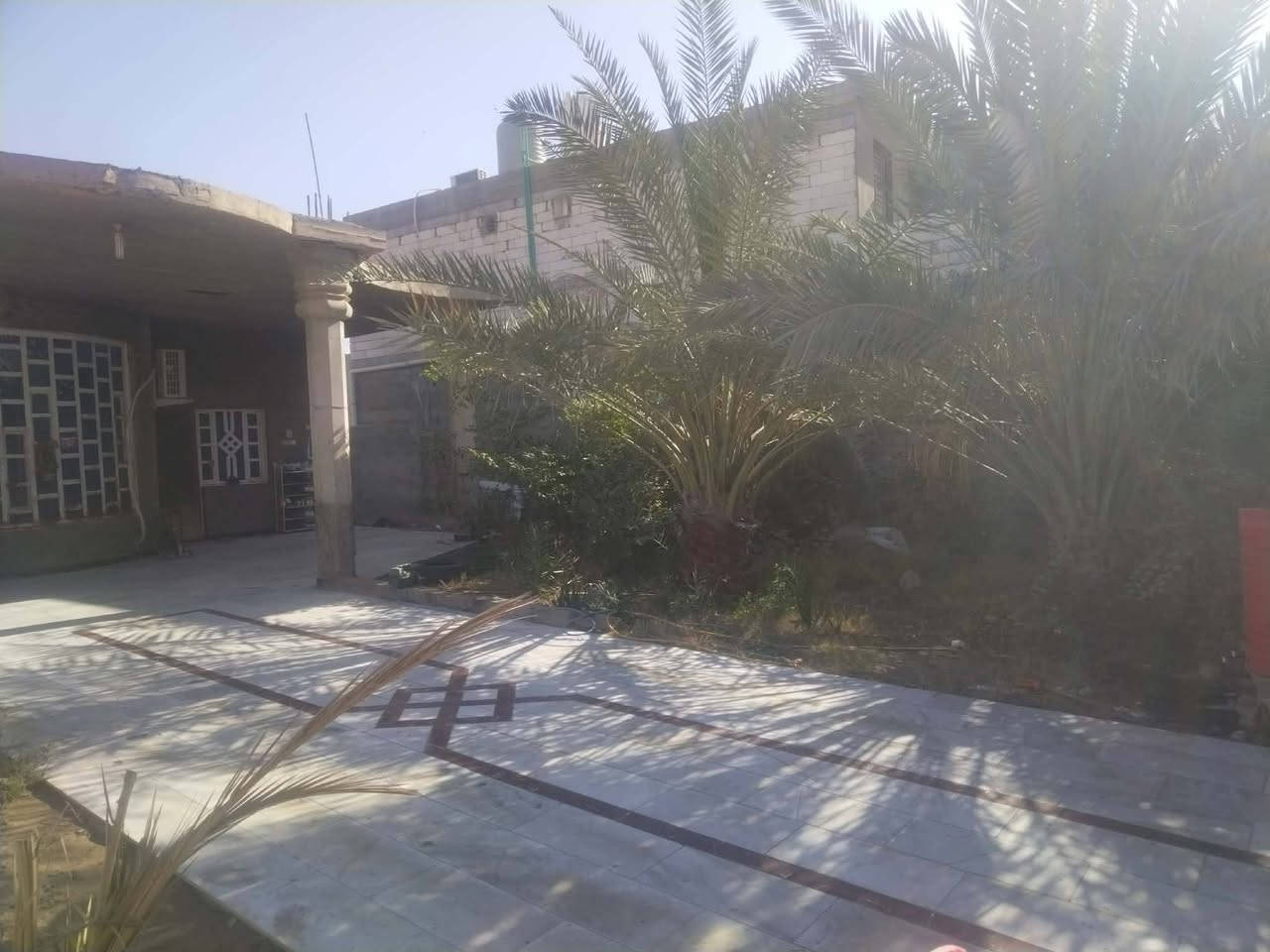 بيت للبيع في حي الملتقى ٤٠٠ متر
طابو زراعي السعر 85 مليون 
***********
