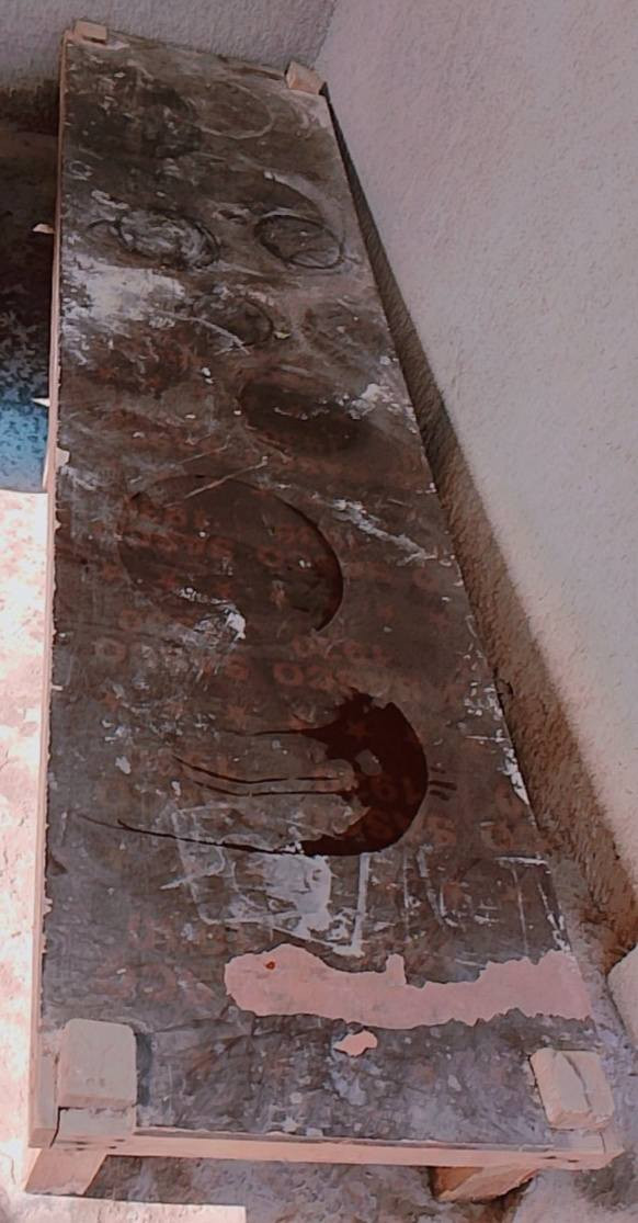 السَلٱمٌ عـَلـْيگمّ غراض للبيع بسعر جدا مناسب ✅

💠 معرض عرض مترتين ونص ارتفاع مترتين خانتين ارضي وملحق
2- مبرده نضيفه وشغاله 
3- مكتبه كما في صور ادنى نضيفه 
4- مسطبه طولها 3 امتار عرض متر تفيد للمحلات او لبيت مخزن
5- سنـك عرض متر ونص ارتفاع متر و10 نضيف
العنوان بغداد ✅ الراشدية خلف بوابه بغداد قرب مطعم ضفاف دجله

للتواصل خاص او الاتصال ***********
