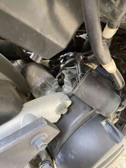 السلام عليكم دراجة جيتي ار 2014 مكفولة كفالة عامة من كلشي مكينة ما مفتوحة خرسة لون احمر مميز .  بكلايت احمر جوزة سويج طكتين مصدات ستيرن بلاديات دشبول ثلاث ألوان ￼الدراجة ماشية 10الف حقيقي يعني زيرو مكان مدينة الصدر الرقم ***********
