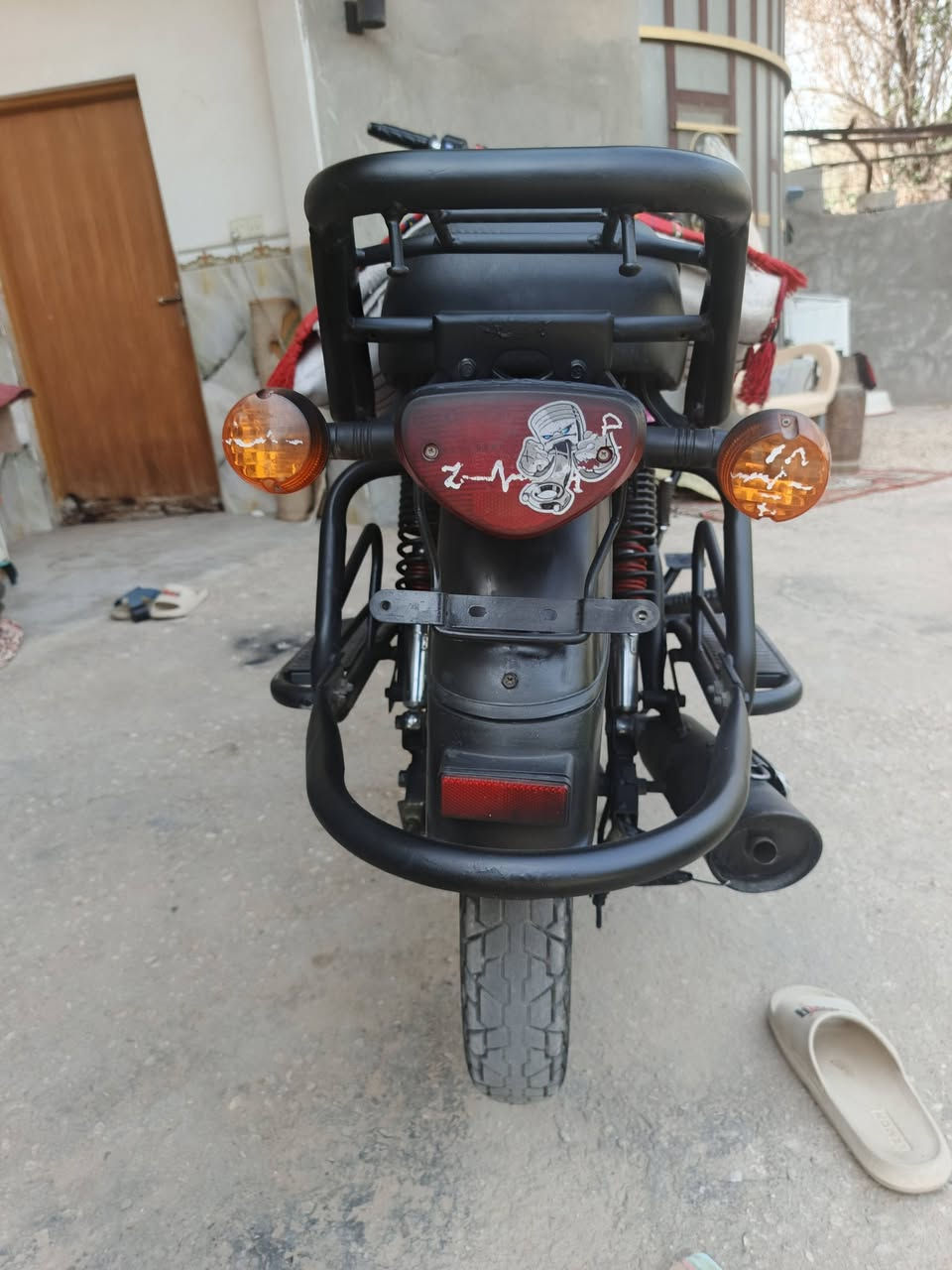 اسلام عليكم
دايوان نفخ بنفسجي مديل 22 محرك ميتين 200 أوراق اصولي مكفوله كفاله عامه
 السعر مليون وخمسميه وخمسين ١٥٥٠
 المكان كربلاء طوريج سياحي 
الرقم ***********
