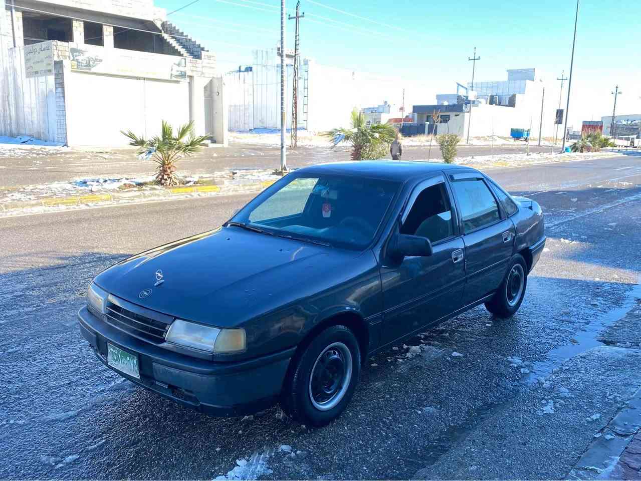 ئۆپڵ ڤیکترا مەکینە 16 فەل گیرعادی ئارم پلاسیک دهۆک بەشەرتی ئارم ئەوەلیاتو موسوبراوە بەشەرتی گیرومەکینە کارەبایی ناوگیچ هەموی مەزبوتە گەرمیو فڵچەی مەزبوتە دەعمولیدراوی نیە ته قه و ره قه ي نيه  سەیارەکی جوانه سعری 27 گەڵاو کەمیک مەجال 
***********
*********** دخان, السليمانية
