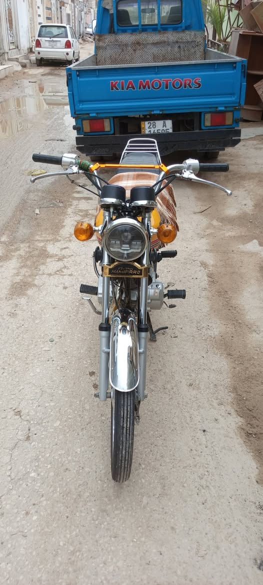 للبيع مديل 22  طالعه ب 23 اصولي وكيله العارضي نجف ***********/// 850 وبيه مجال حك لجيه
