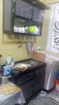 كاونتر جديد اربع قطع مع الملحق صارله شهر سعره ٥٠٠ قفل العنوان بغداد ال...