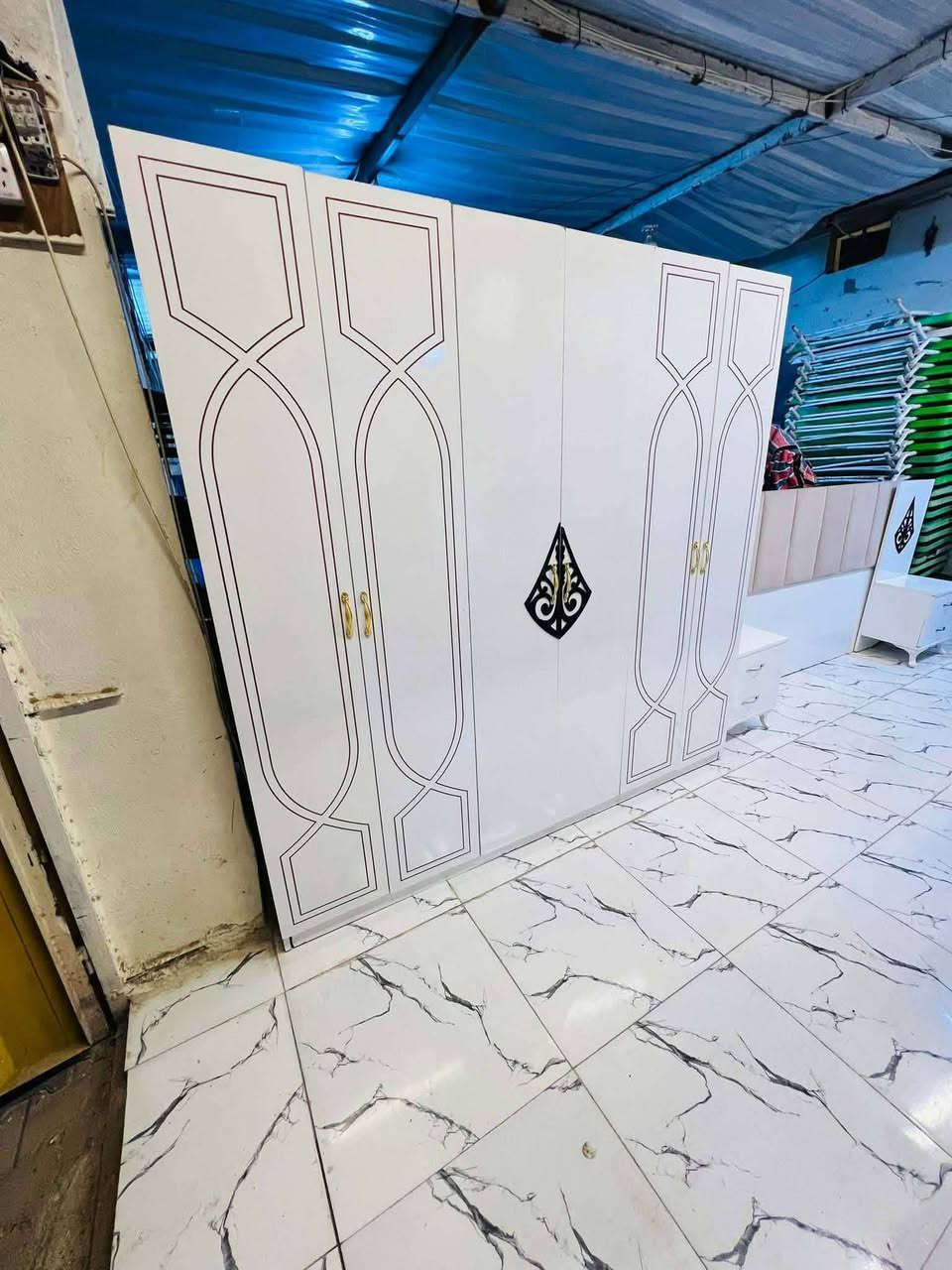 غرفه تركيه للبيع الاستفسار مراسله الصفحة او
واتساب  ***********
