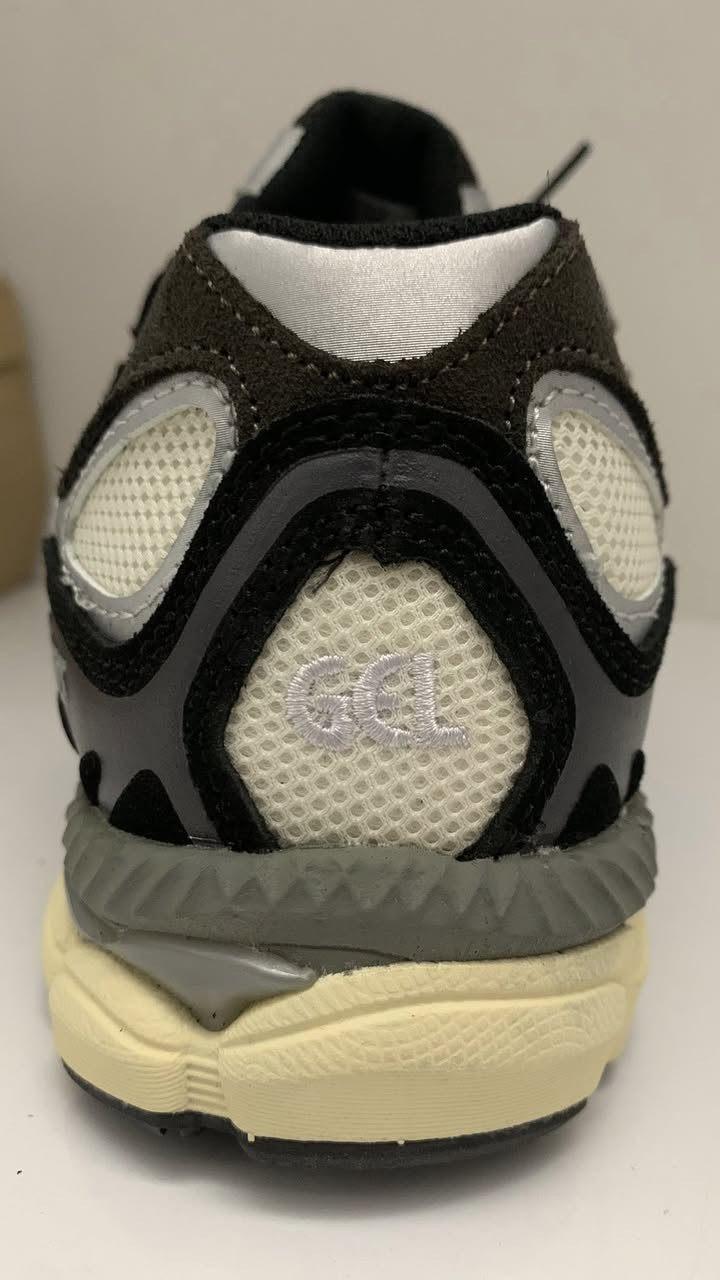 حذاء من براند asics
صناعه فيتنام باركود بلاستك اورجنال
قياس 42


**إذا كنت صاحب هذا الإعلان وتريد حذفه لأي سبب، رجاءا أرسل رسالة إلى الدعم الفني**