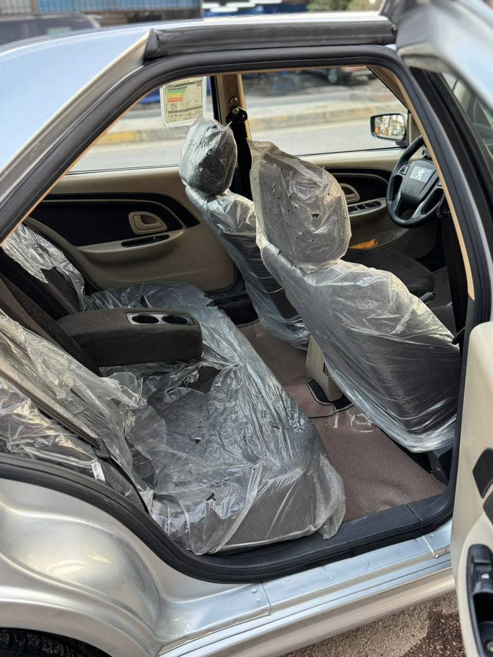 بارص 2024 
 تخم تاير جديد 
اسبير منازل 
 سياره نظيفه 
العنوان بغداد 
 هاتف***********
