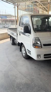 كيه حمل موديل 25 ماشيه 40محجر كامله مدوشمه رقم بغداد باسمي تحويل ثاني ...