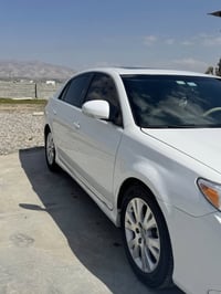 تویتا اڤەلۆن.    2011 مانگی ١٢.  (ساخ ساخ). سپی فول لیمنتد. مواسەفات خ...