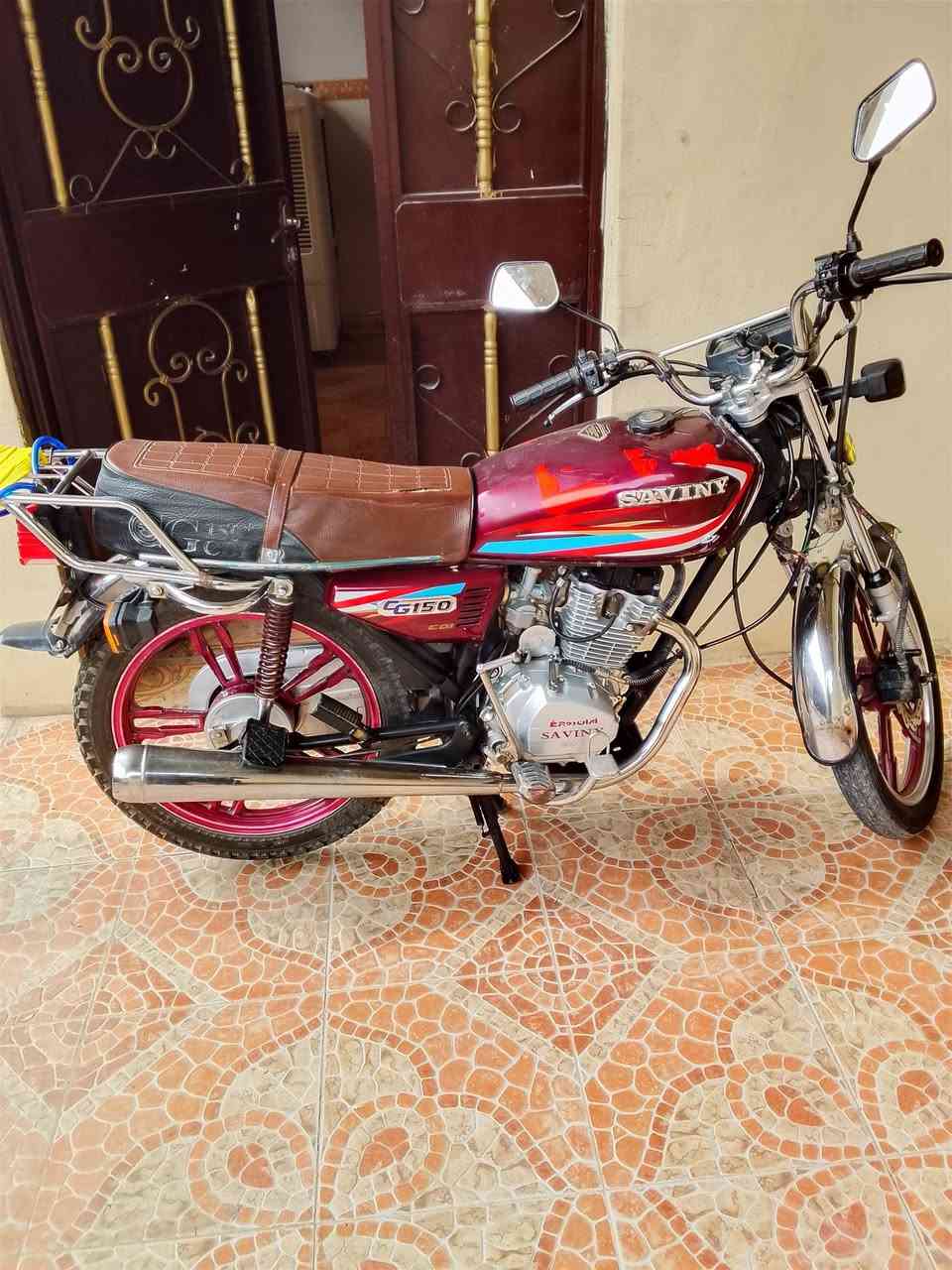 سافين موديل 23 محرك مامفتوح
الباقي كدام العين كله شغال مابي نقص السعر 475 مكاني كركوك


**إذا كنت صاحب هذا الإعلان وتريد حذفه لأي سبب، رجاءا أرسل رسالة إلى الدعم الفني**