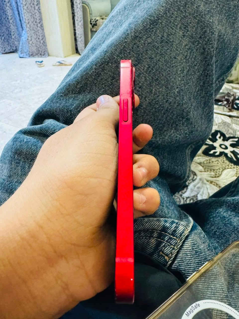 بطاريه 74 ذاكره 128 شرط شرط النفخ اذت يعبر نقطه هوه تاخذه بلاش ججهاز شرق اوصط ونضيف ومكفول من كلشي مجرد كسر بصيط بل ضهر وصاير داخلي مو خارجي سعر450 وبي مجال ***********

