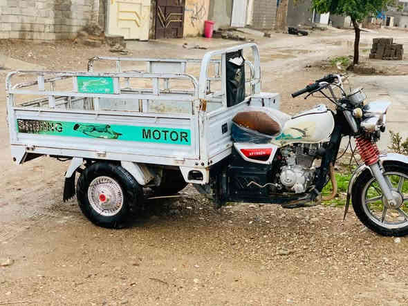 سلام عليكم 
ستوته جنوبيه اوراق كامله كمرك مدفوع. دبل جنج شرط نضافه بدي و محرك وشاصي و كهربائيات بسعر مليون و 300 وبيها مجال مكاني صلاح الدين قضاء طوز خورماتو***********
