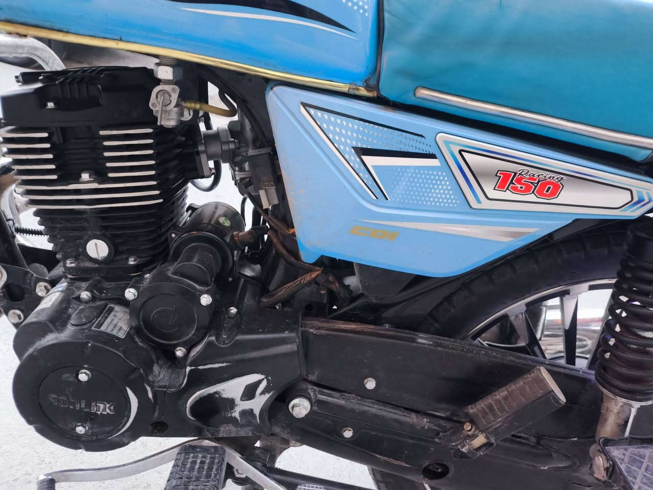 مراوس بفروزع 06 أو 08 
جديده بعدها بضمان الشركه 
موديل 2025 دراجه تخبل ما شاء الله 
اوراق المعرض بيها و منفيست دخول 
بغداد الامين ***********
