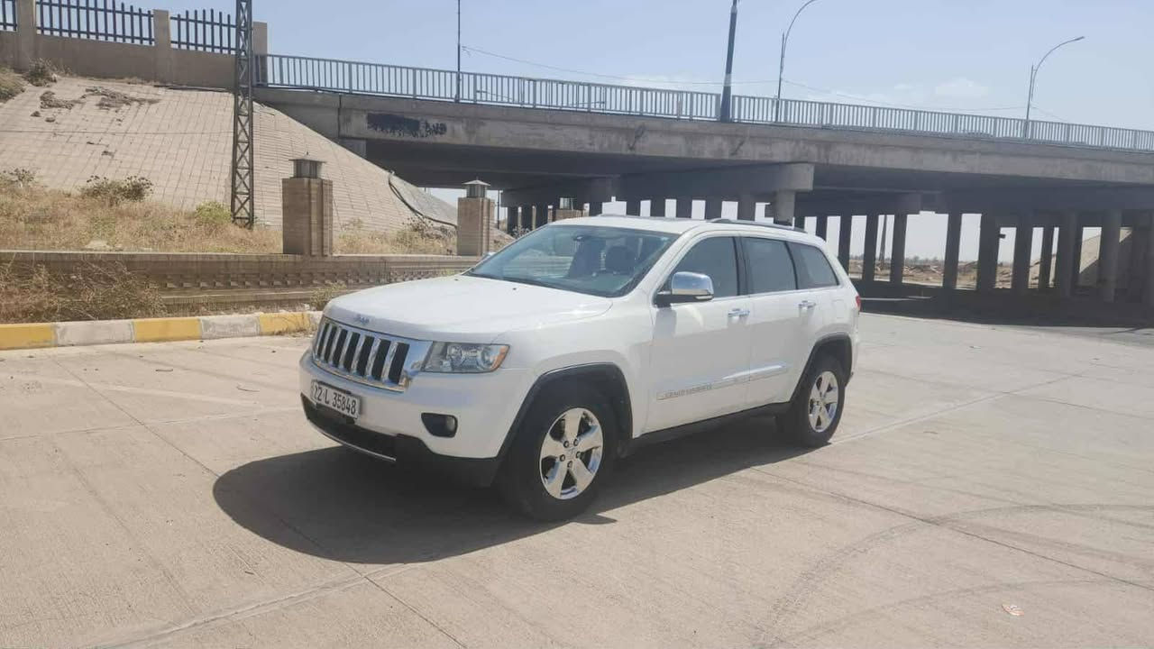 جيب لاريدوو  ليمتد... موديل 2012 فول مواصفات محرك مامفتوح.. بدون ضربة
مكاني كوكوك
***********
***********
