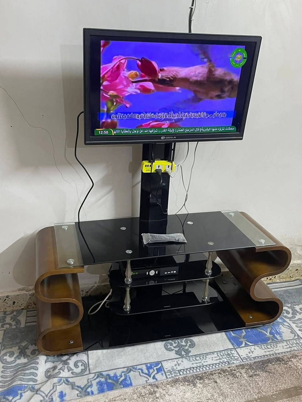 مساء الخير أغراض للبيع مثل مااوضح بصوره الكنتور ١٠٠ ميز بلازمه ٥٠البوفيه ب٣٠والميز ٣٠


**إذا كنت صاحب هذا الإعلان وتريد حذفه لأي سبب، رجاءا أرسل رسالة إلى الدعم الفني**